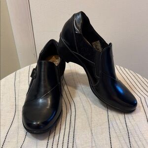 Earth Origins Boots Womens 8 M Gayle Slip On Low Ankle Bootie Black Leather